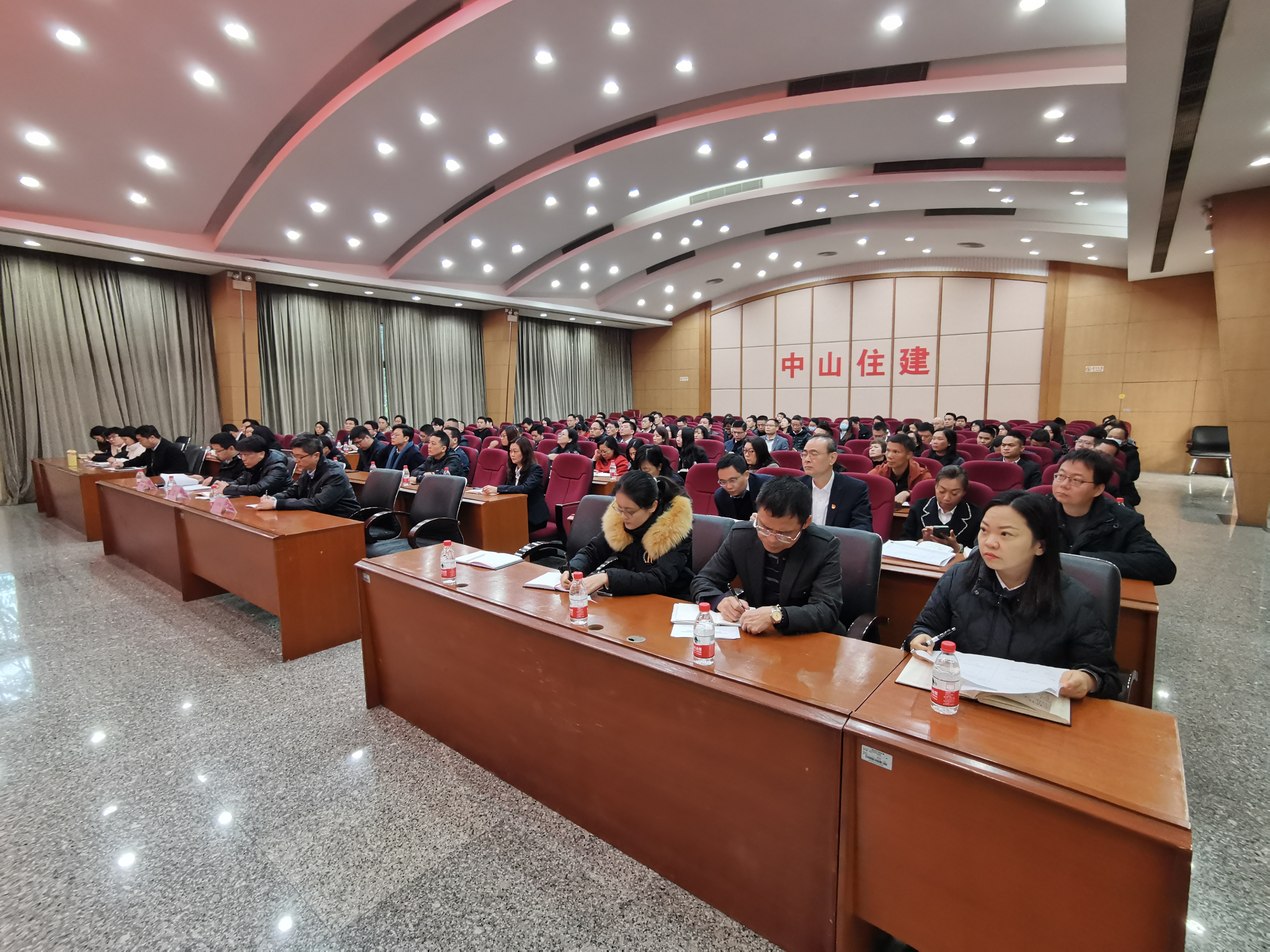 1709276088579431.jpg 9d384a8ba47bfdfe3225d41fa2b0e1b.jpg