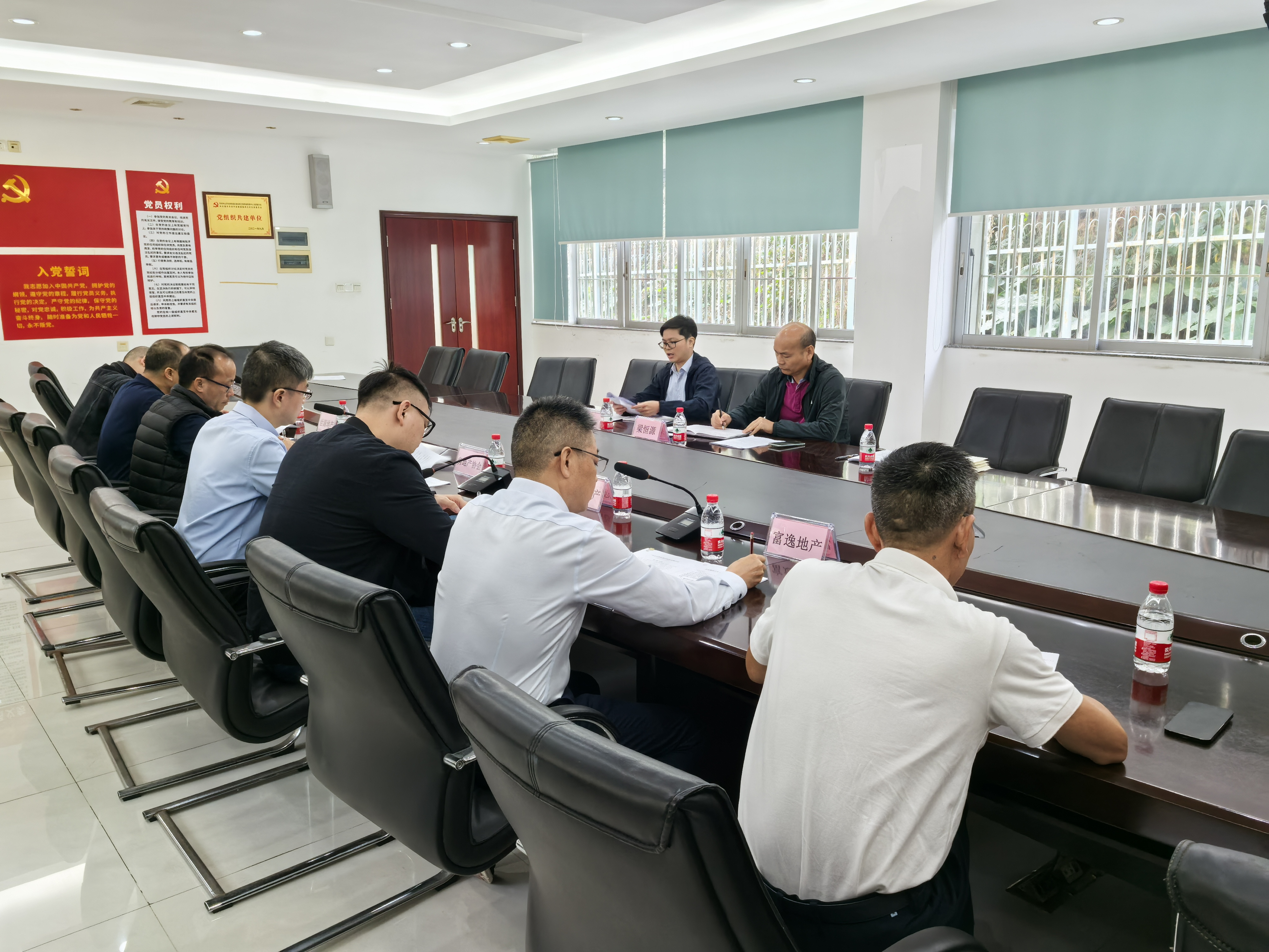 1734055139148564.jpg 8da05b51e6a08a04bd1a88682fe8e56.jpg