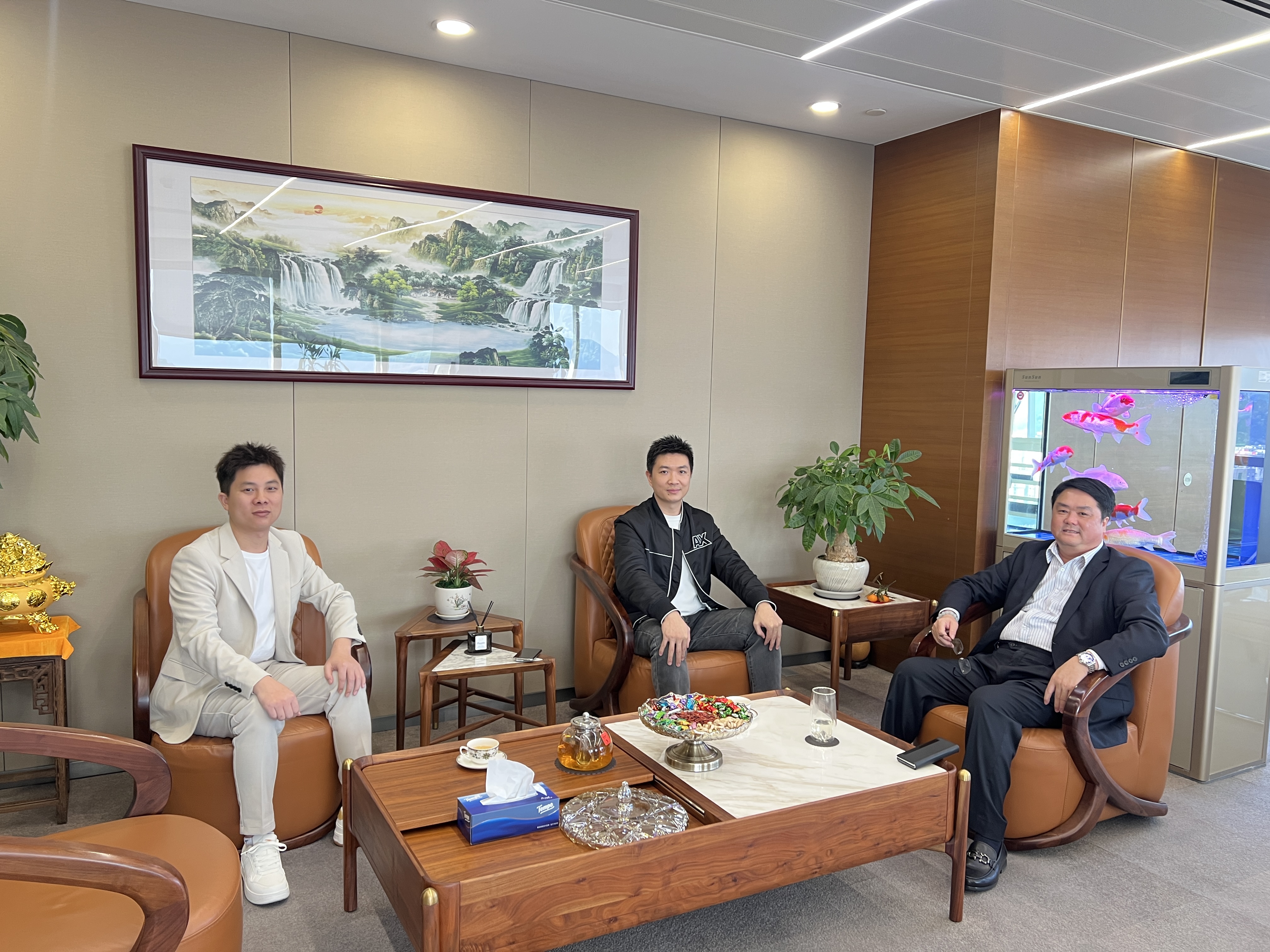 1739519283258607.jpg 729c08afa01fe436f69e466f030e833.jpg